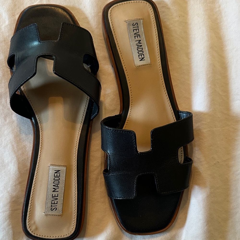Steve Madden Black Leather Sandals